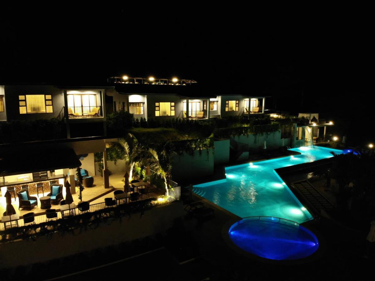 Khaolak Blue Sky Villa Кхаулак Экстерьер фото